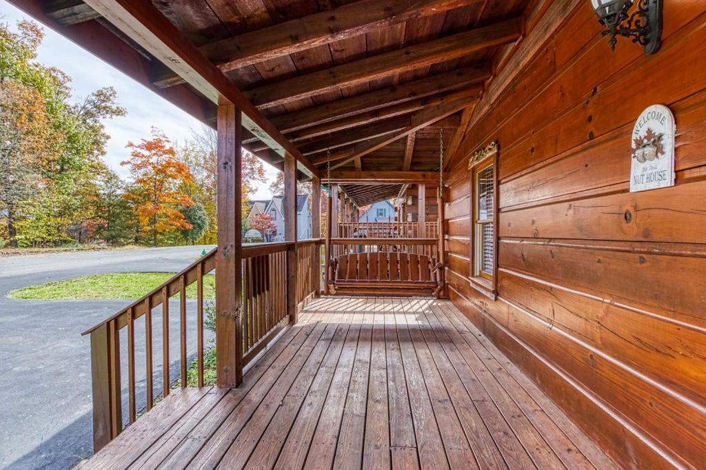 The Nut House, Hot Tub, Game Room, Wifi, 1089 Free Tickets Each Paid Day, Dollywood And More! Пиджен Фордж Екстериор снимка