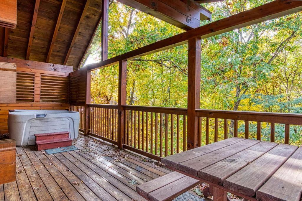 The Nut House, Hot Tub, Game Room, Wifi, 1089 Free Tickets Each Paid Day, Dollywood And More! Пиджен Фордж Екстериор снимка