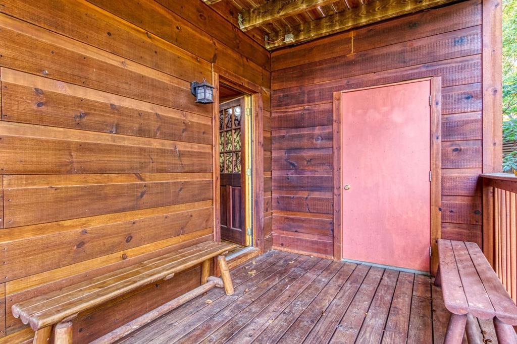 The Nut House, Hot Tub, Game Room, Wifi, 1089 Free Tickets Each Paid Day, Dollywood And More! Пиджен Фордж Екстериор снимка