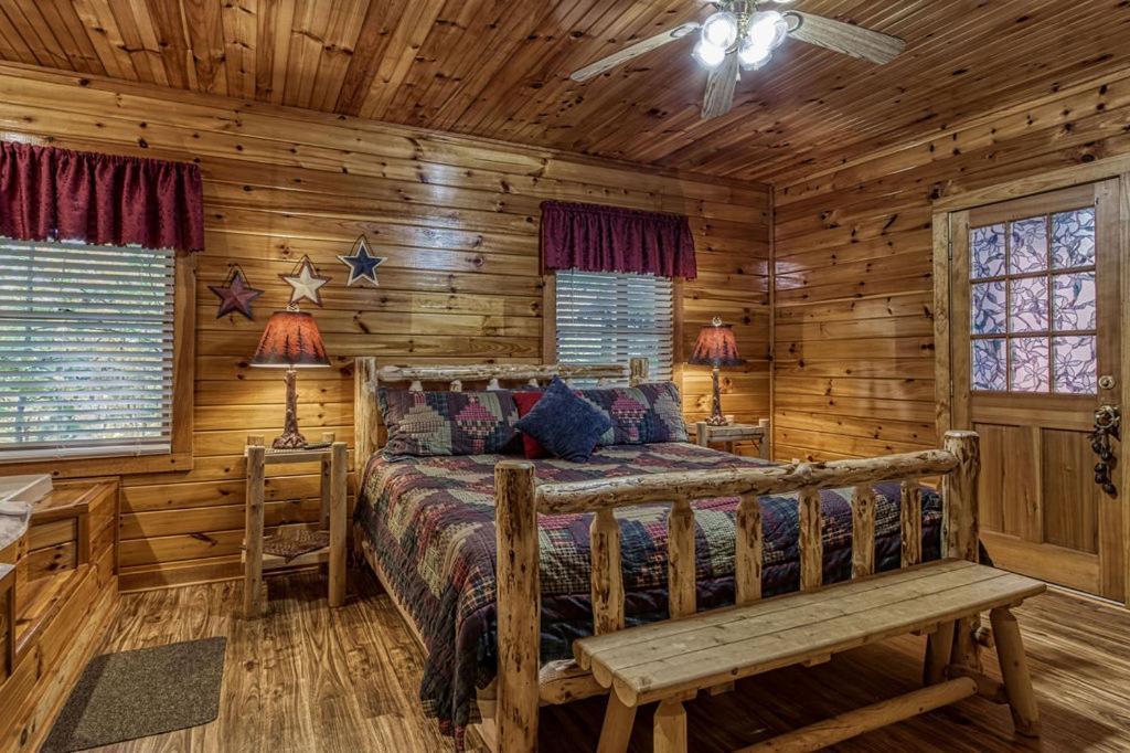 The Nut House, Hot Tub, Game Room, Wifi, 1089 Free Tickets Each Paid Day, Dollywood And More! Пиджен Фордж Екстериор снимка